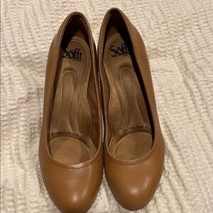 Sofft Women's Brown Leather chunky heel. Comfortable 8.5 perfect for work